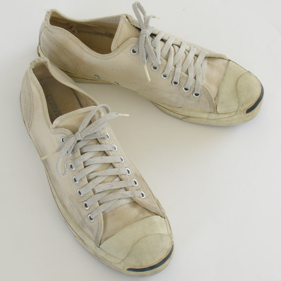 vintage tennis sneakers