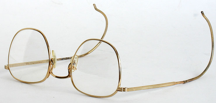 Vintage wire eyeglasses American Optical AO Liner at http://www.collectornet.net