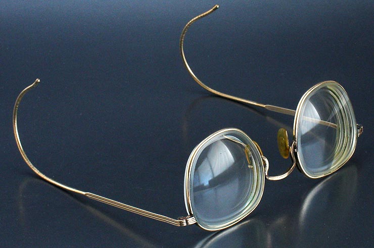 Vintage wire eyeglasses American Optical AO Liner at http://www.collectornet.net