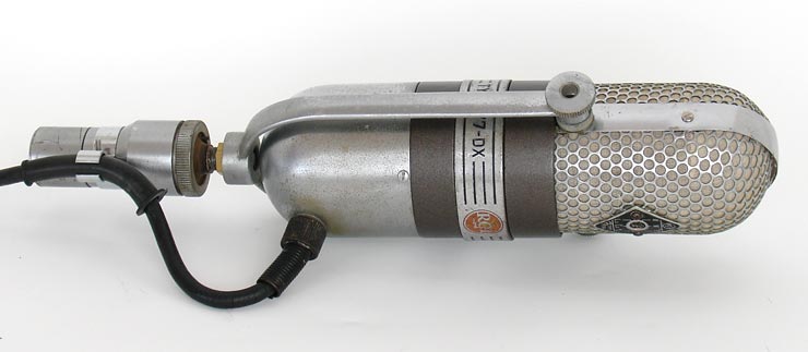 RCA 77-DX professional microphone at http://www.collectornet.net
